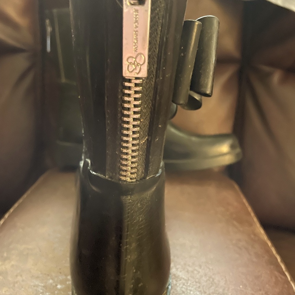 Black rain boots size 8